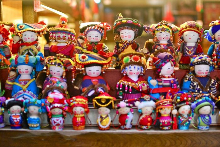 Souvenirs souvenir beijing theculturetrip suveniri chine tianjin specialty populare typically trimiteți